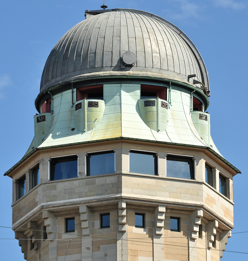 Illustration for article titled The Most Amazing Meteorological And Space Observatories Ever Built